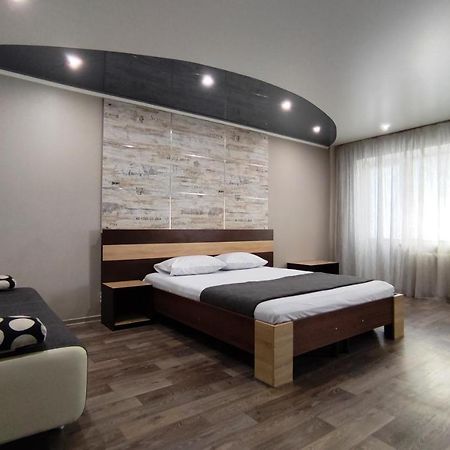 Люкс В Центре Металлургов 31 Kr Apartments Kryvyi Rih Dış mekan fotoğraf