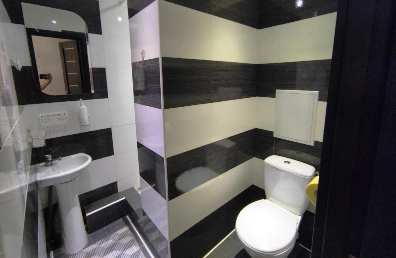 Люкс В Центре Металлургов 31 Kr Apartments Kryvyi Rih Dış mekan fotoğraf
